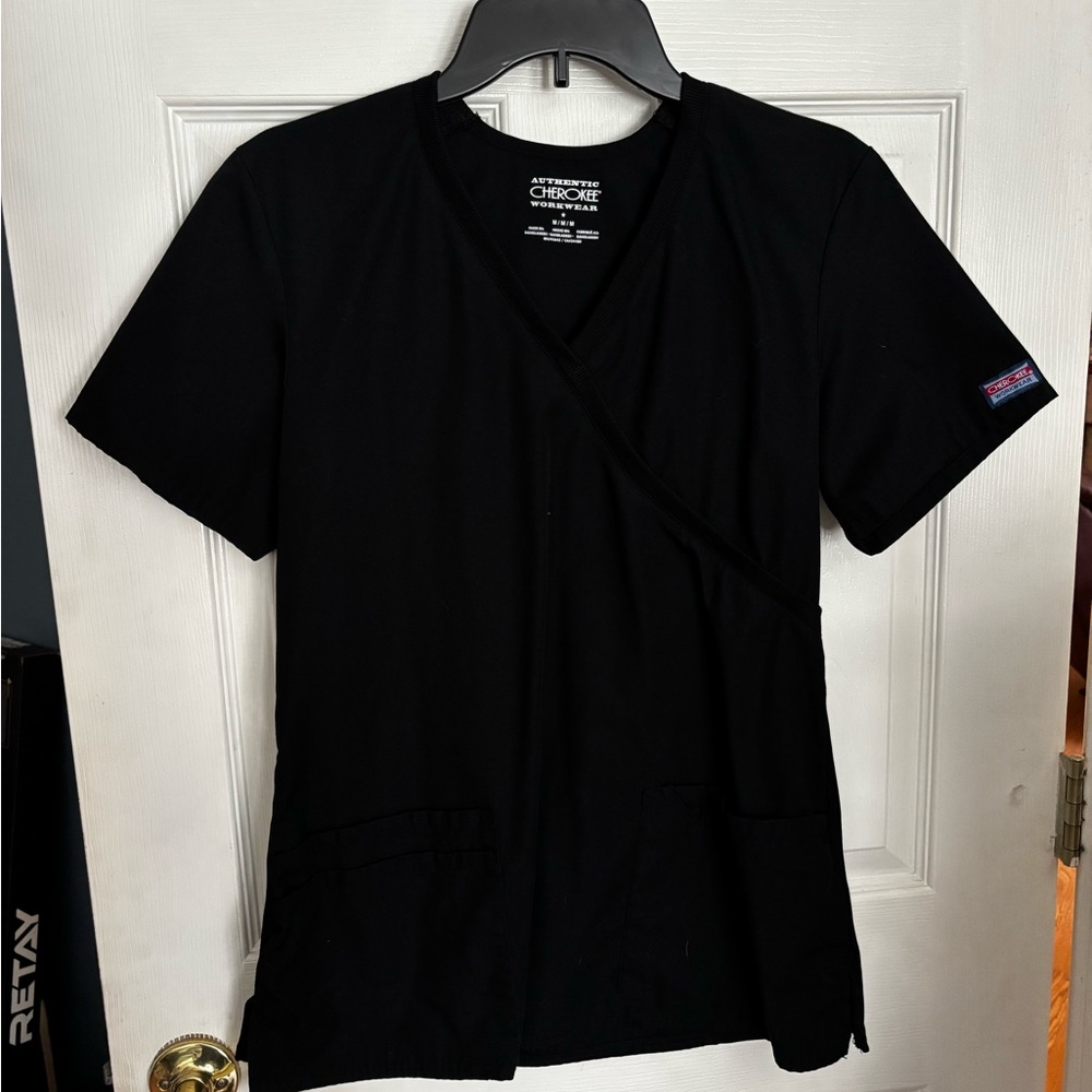 Cherokee Women's Classic Black V-Neck Scrub Top